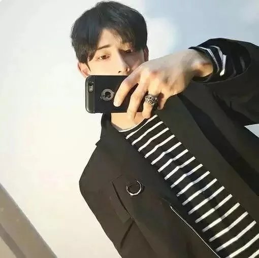 六维