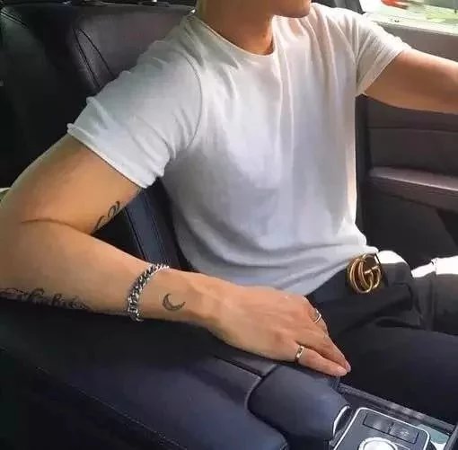 小灰灰