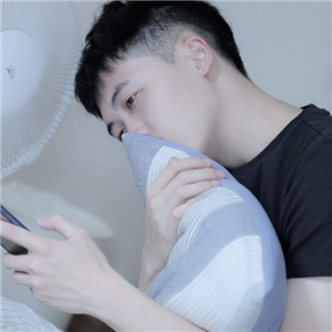 蘑菇她不会开花