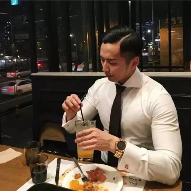 一只猫小咪
