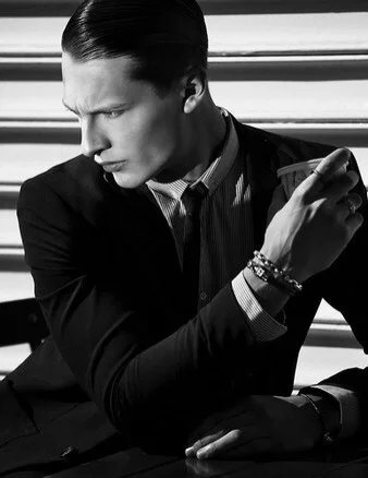 梦里梦见醒不来