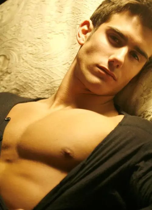 没事儿抽根烟儿