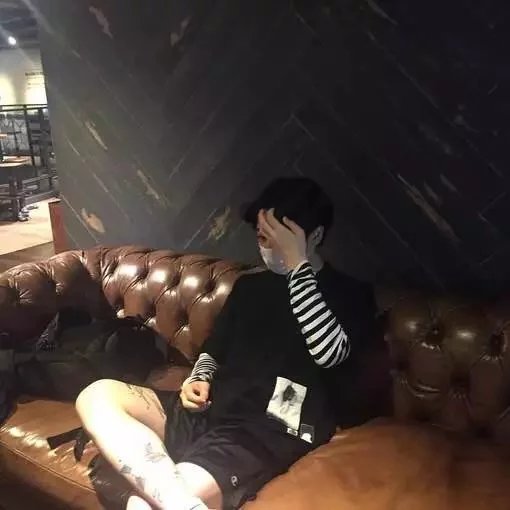 丝绒胭脂