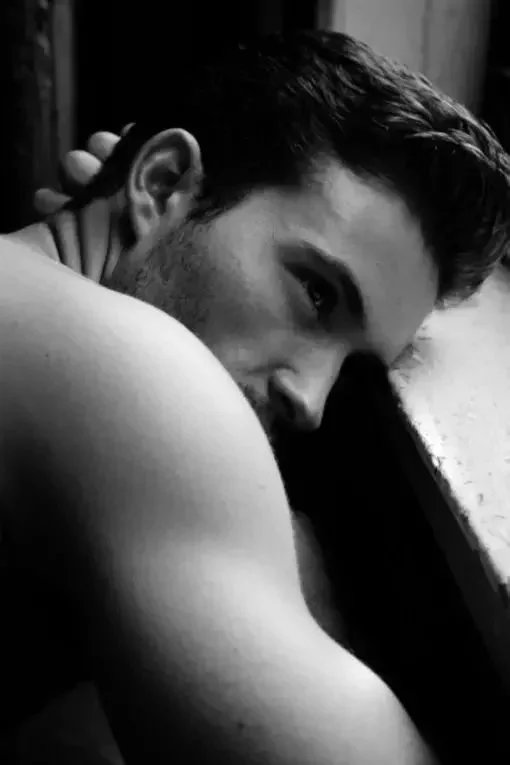 雪落眼眸泪成滴