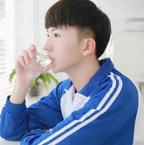 是秋秋呀~