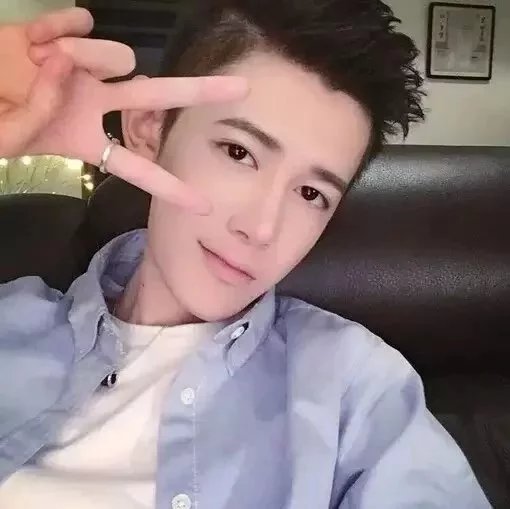 是个云朵朵