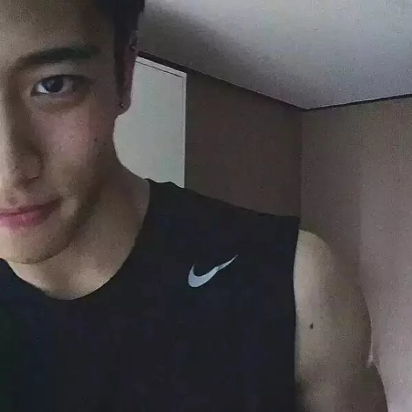 颜亦曦