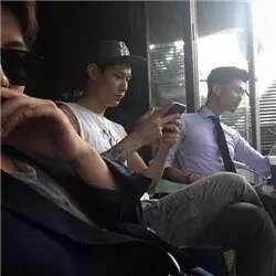 一只萌趣的蘑菇