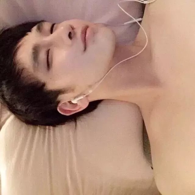 ╮(╯▽╰)╭
